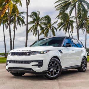 Aluguel de luxo do Range Rover Sport SE P360 em Miami