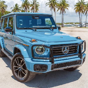 Aluguel de Mercedes-Benz G550 de luxo azul China em Miami